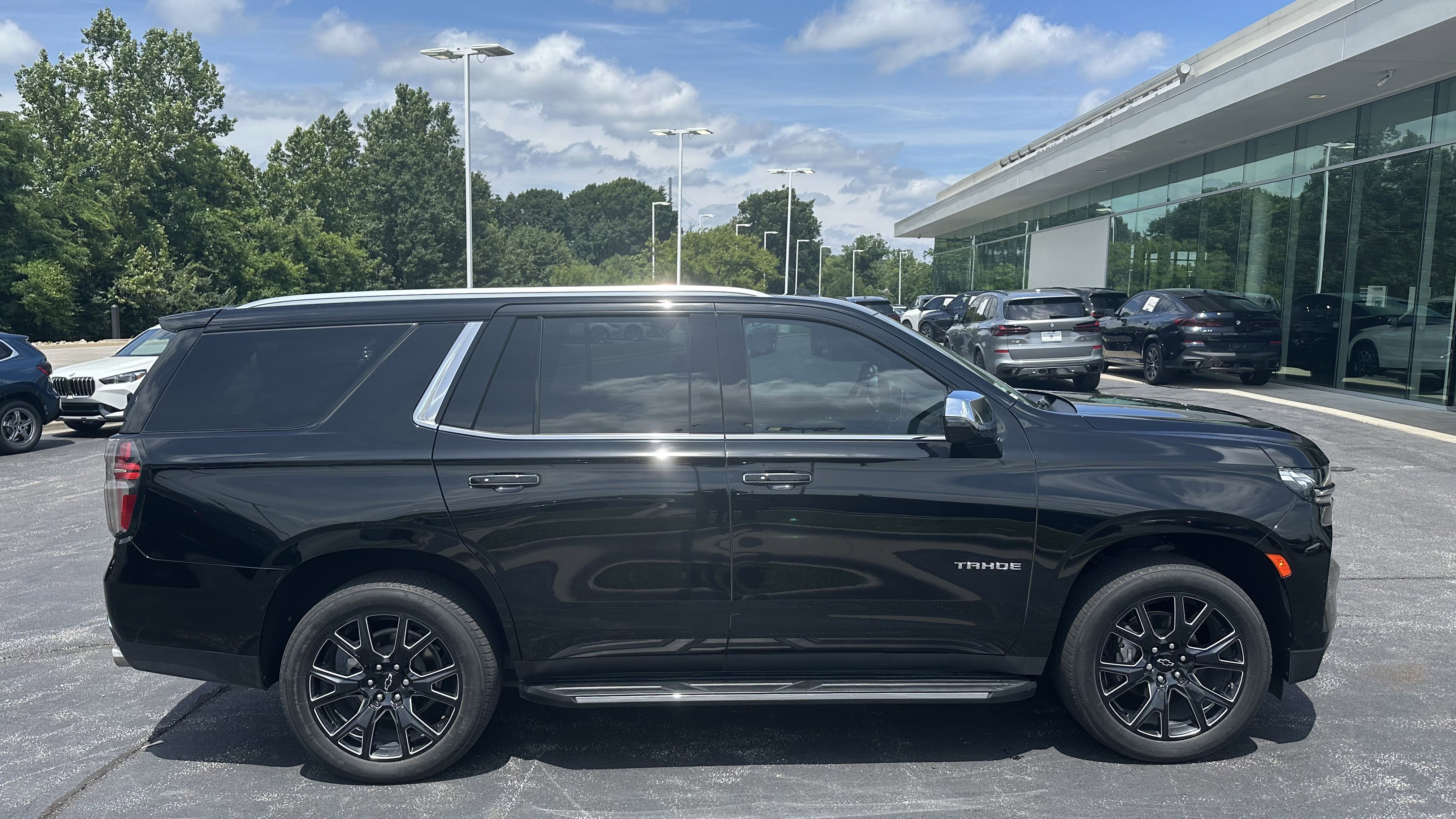 Used 2023 Chevrolet Tahoe Premier w/ Max Trailering Package AWD/4WD image 11