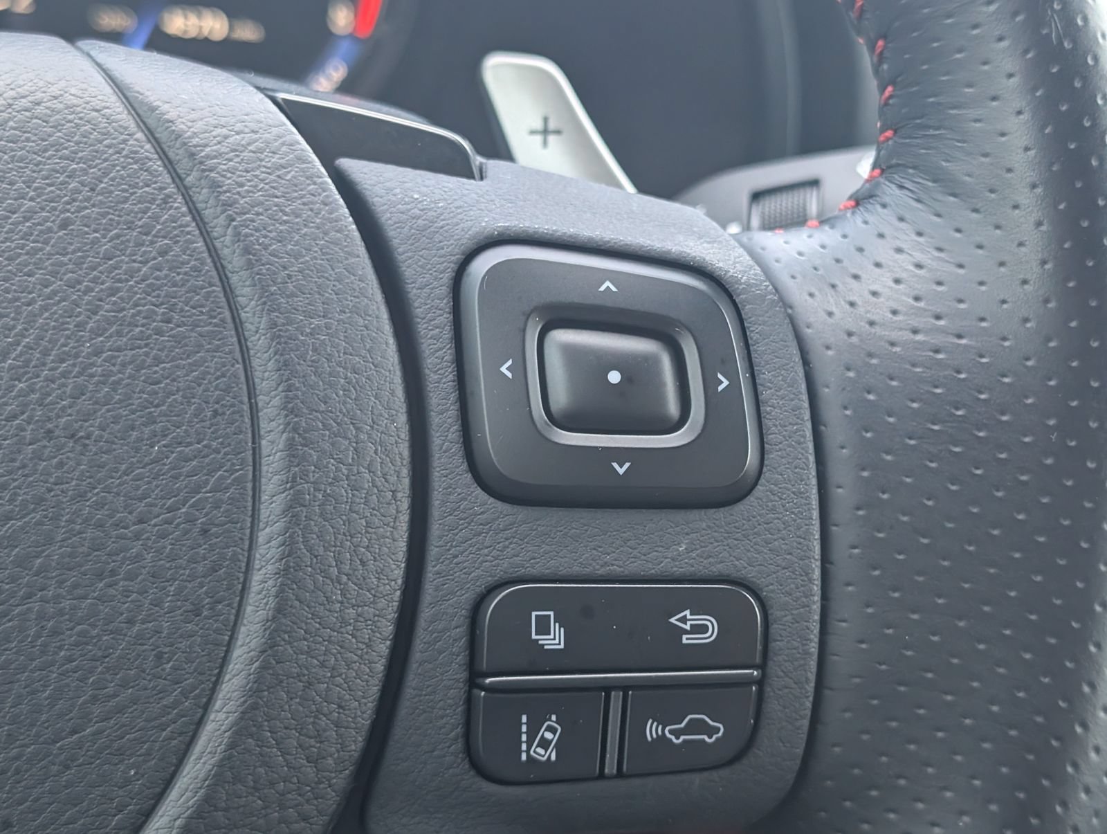 Used 2025 Lexus IS 350 F Sport RWD image 31