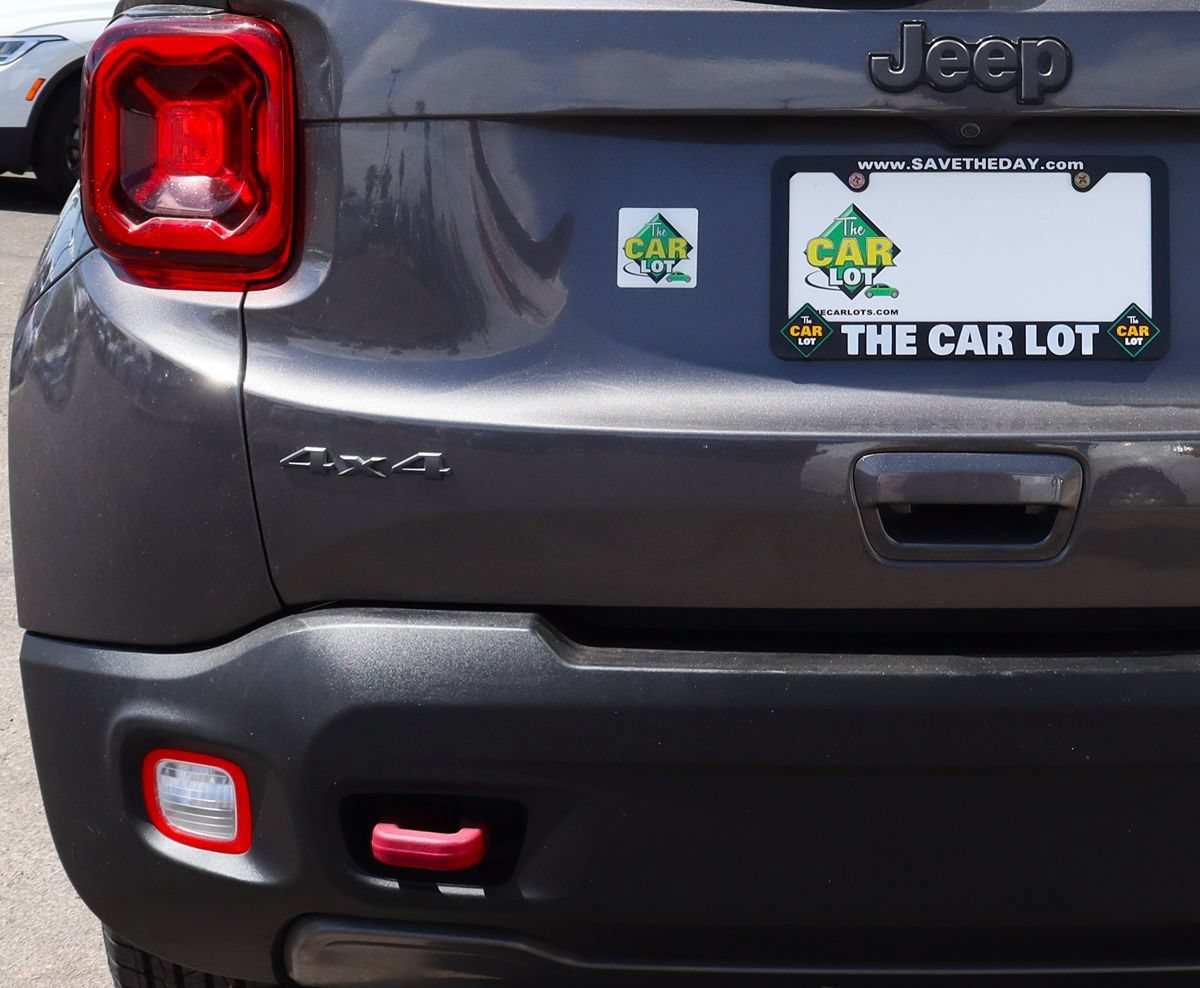 Used 2019 Jeep Renegade Trailhawk AWD/4WD image 19