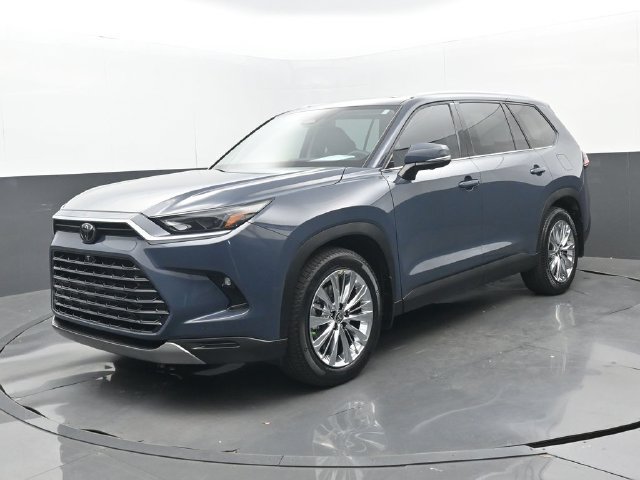 Used 2024 Toyota Grand Highlander AWD image 10