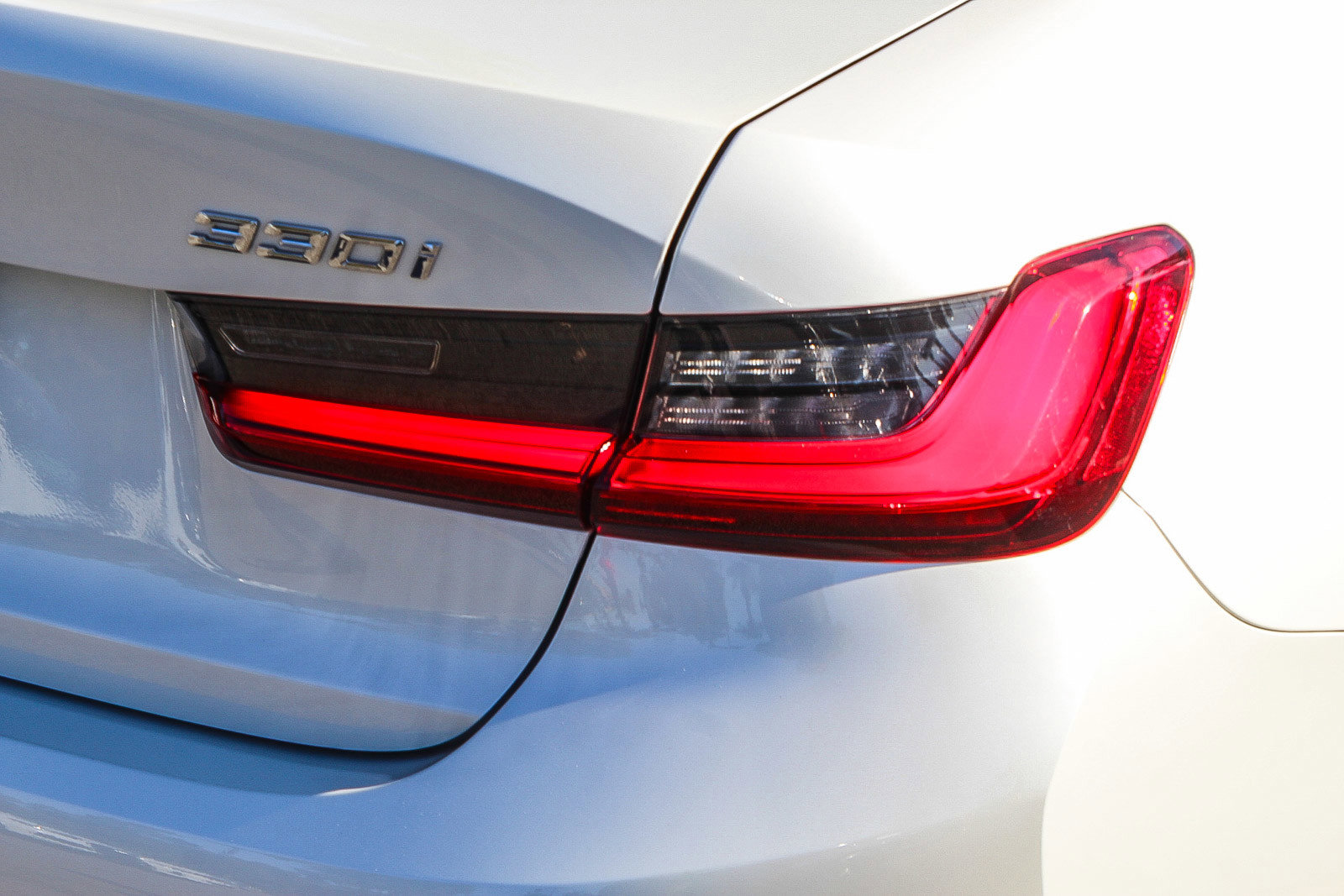 Used 2019 BMW 330i Sedan w/ Premium Package image 7