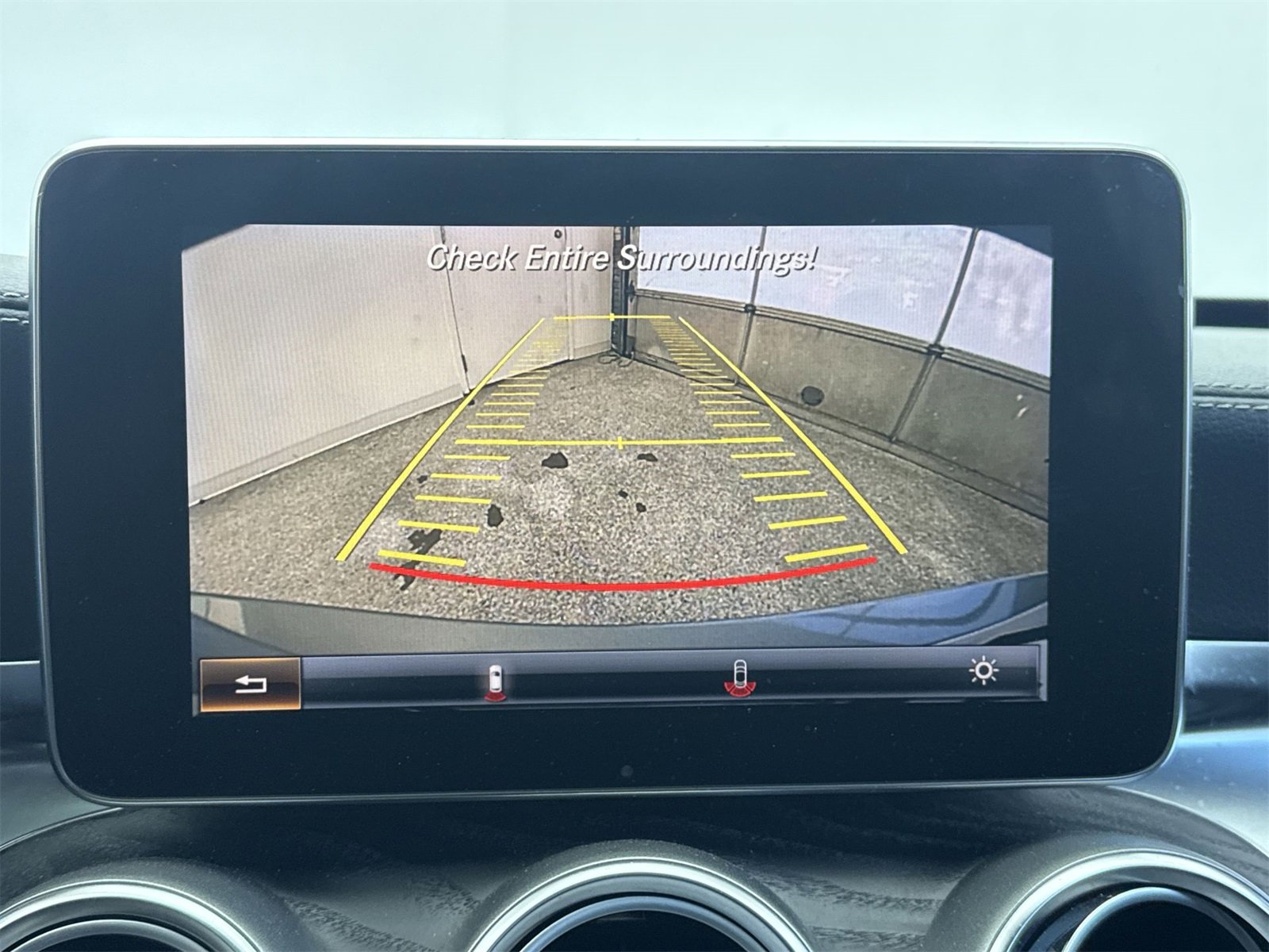 Used 2015 Mercedes-Benz C 400 4MATIC w/ Multimedia Package image 22