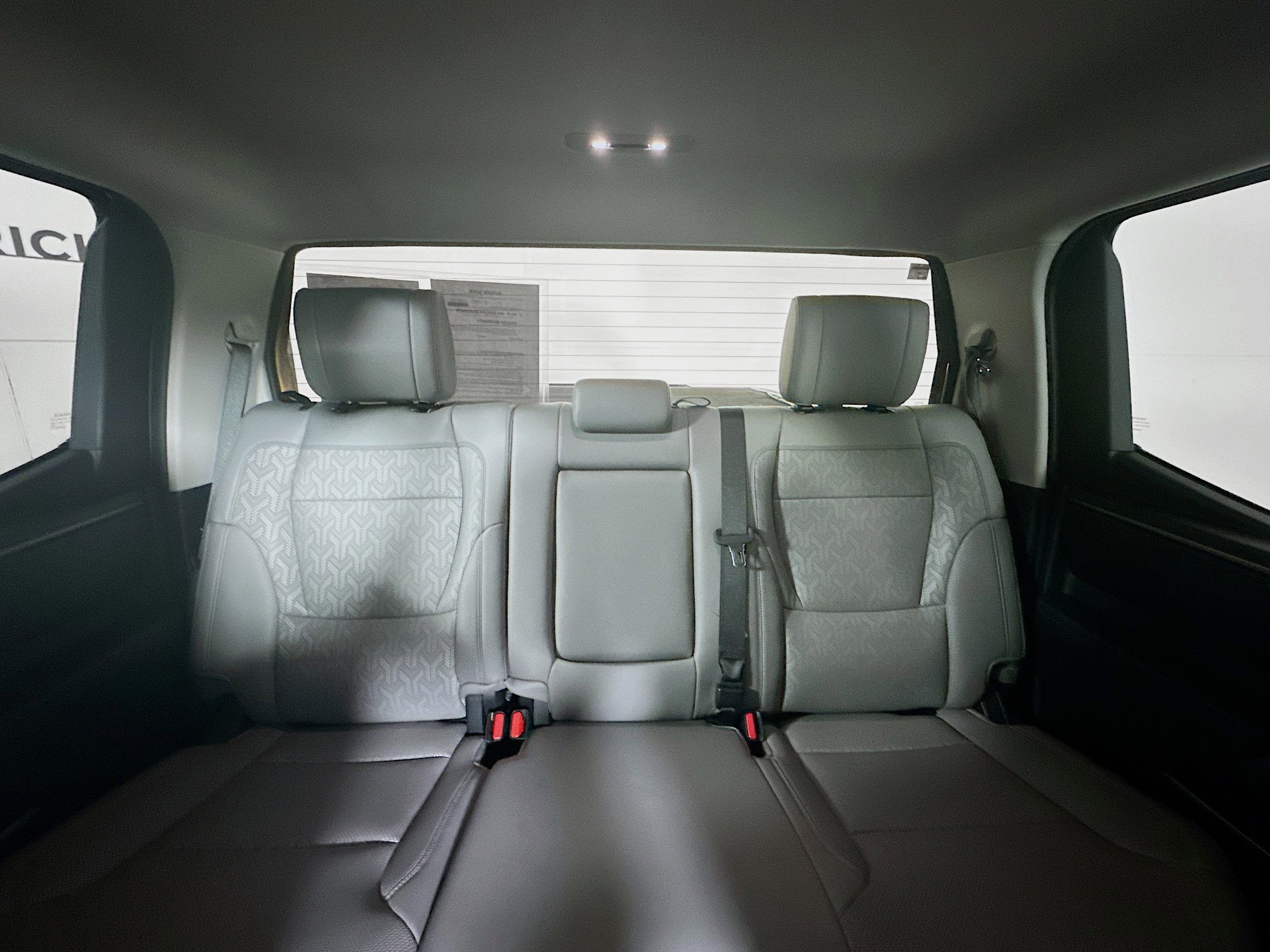 Used 2022 Toyota Tundra SR5 w/ SR5 Premium Package image 30