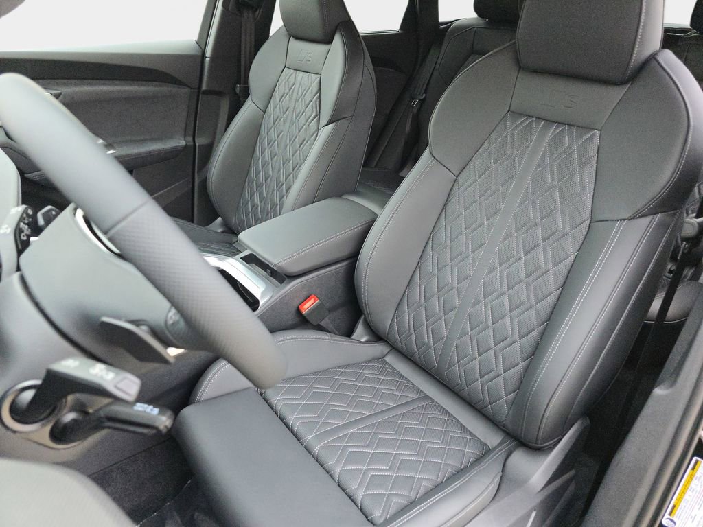 New 2026 Audi SQ5 Prestige image 15