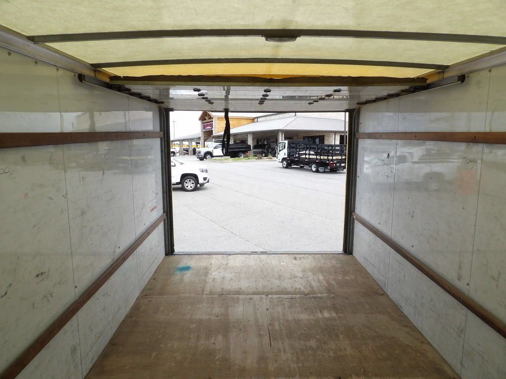 Used 2022 GMC Savana 3500 Extended w/ Power Convenience Package RWD image 37