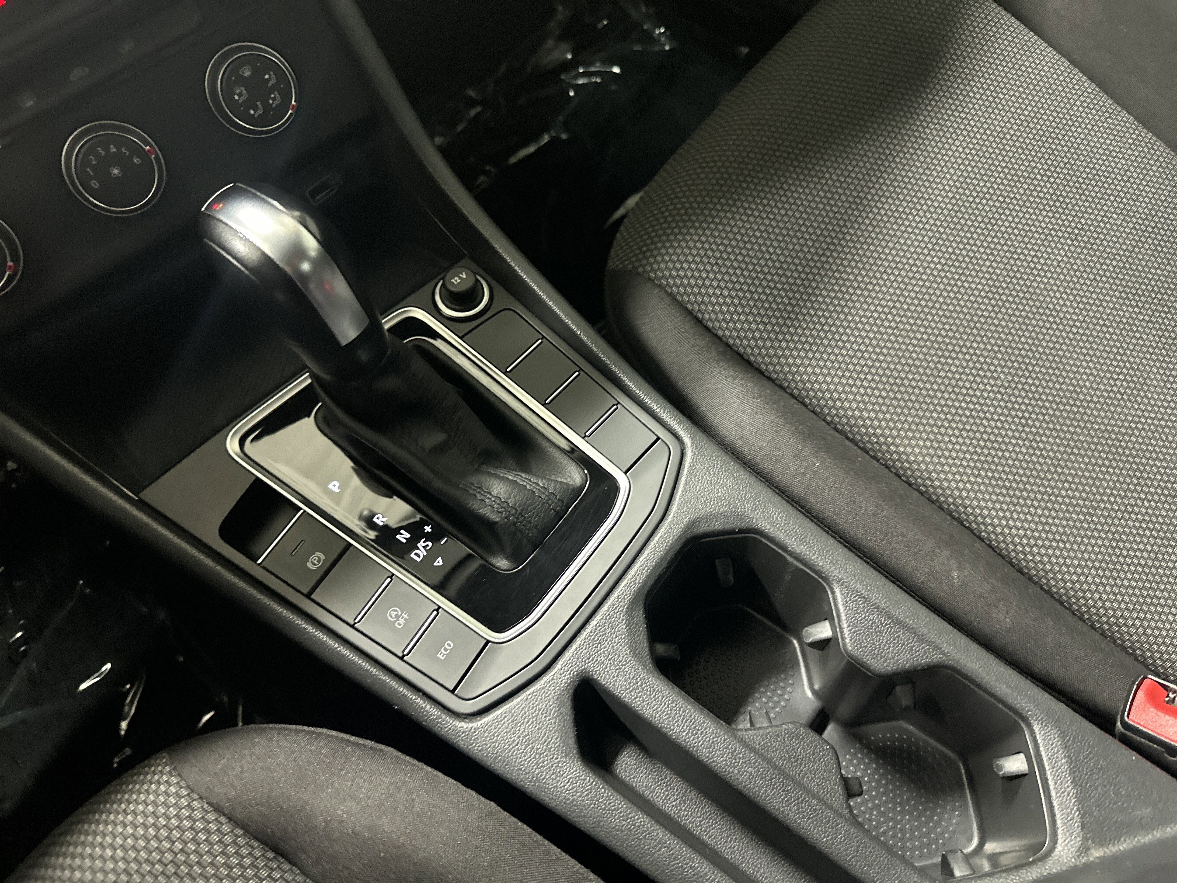 Used 2019 Volkswagen Jetta S w/ Driver Assistance Package image 26