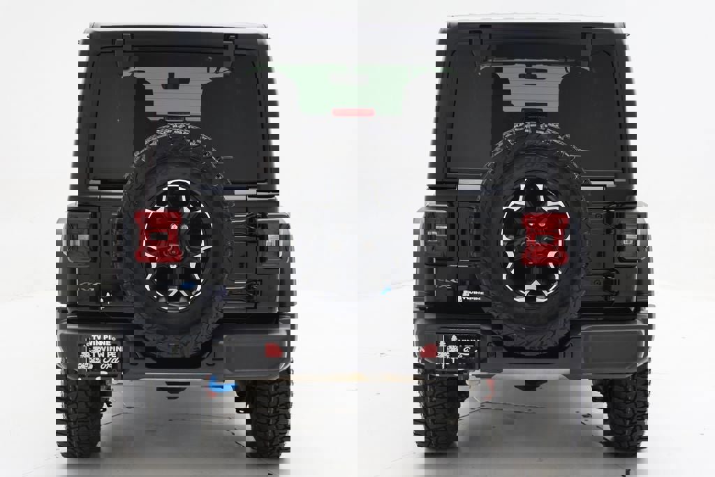 Used 2023 Jeep Wrangler Unlimited Rubicon 4xe w/ Cold Weather Group AWD/4WD image 8