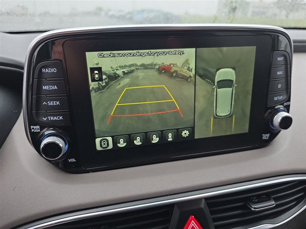 Used 2020 Hyundai Santa Fe Limited w/ Cargo Package image 23