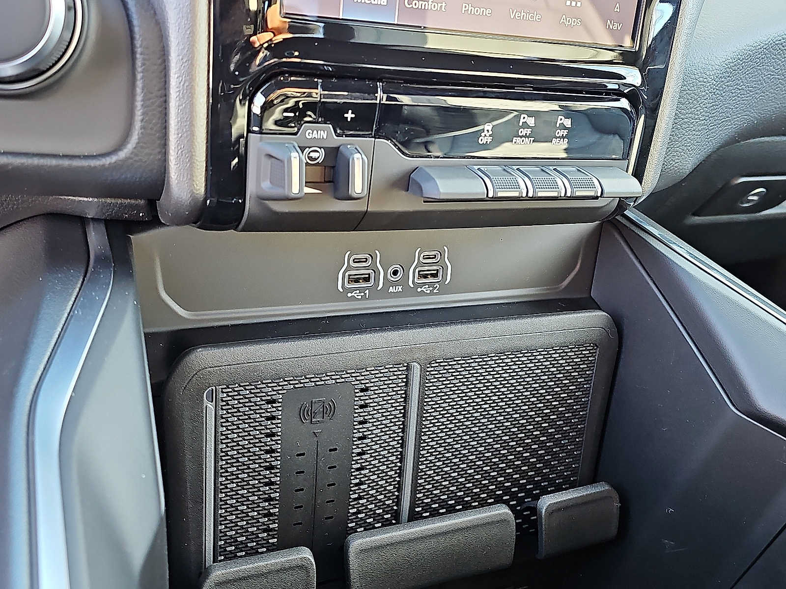 New 2026 RAM 1500 Big Horn AWD/4WD image 15