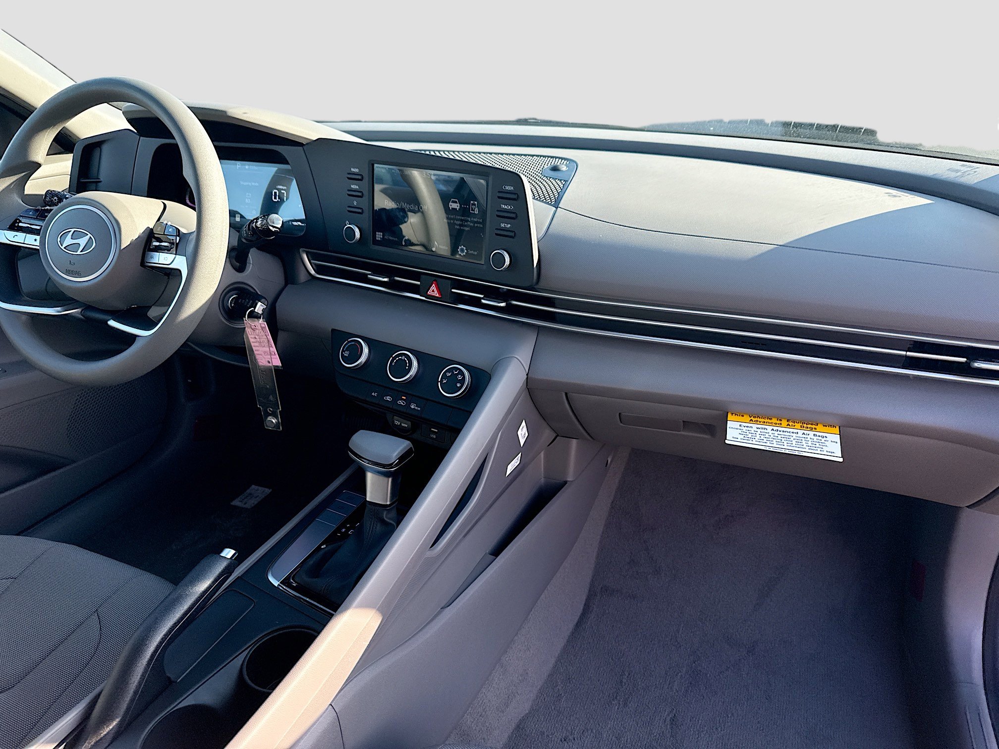 New 2026 Hyundai Elantra SE image 21