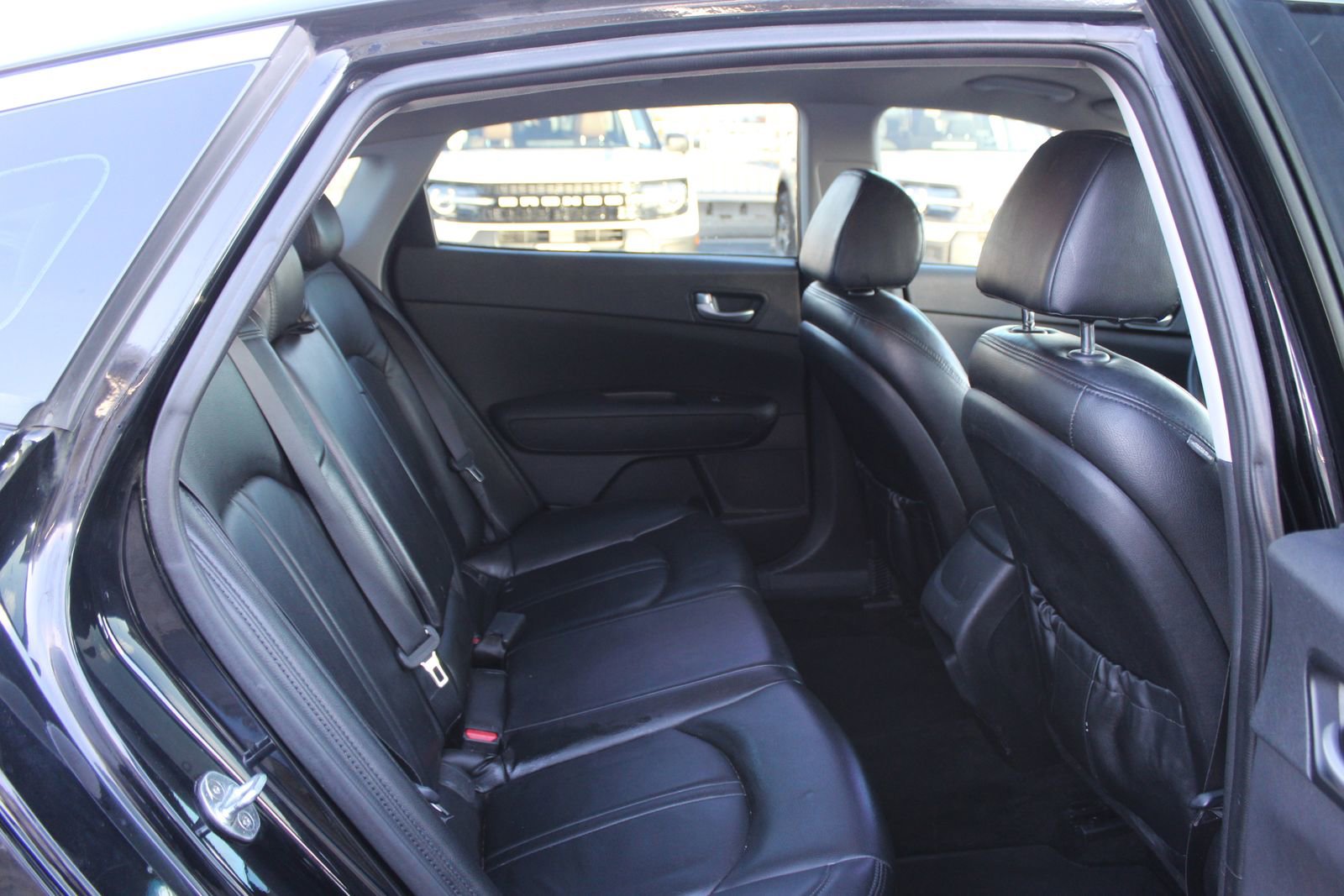 Used 2018 Kia Optima LX image 12