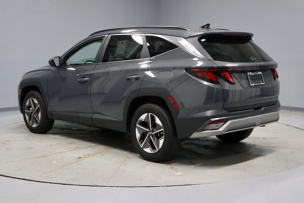 Certified 2025 Hyundai Tucson SEL AWD/4WD image 9