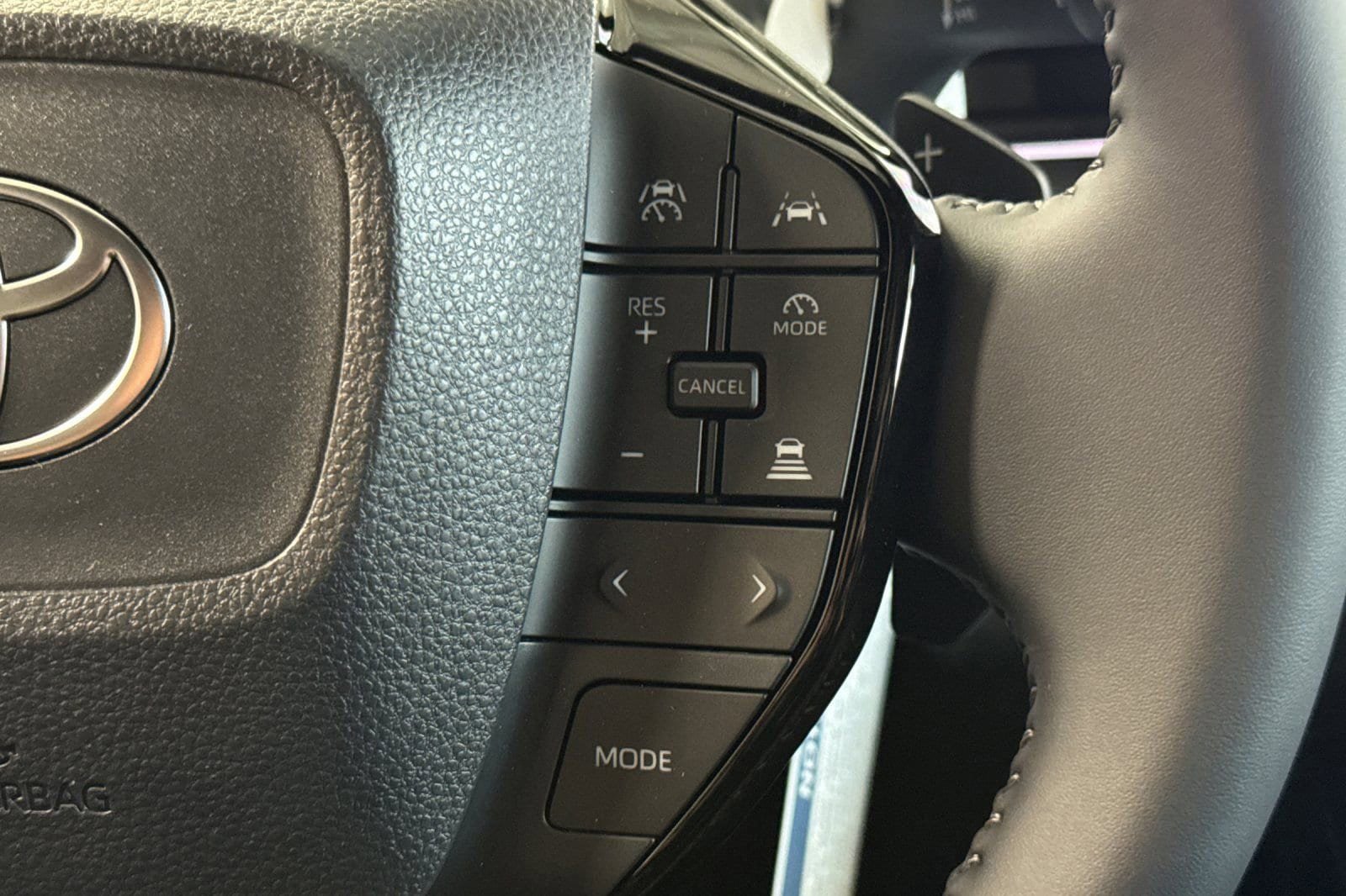New 2026 Toyota C-HR AWD/4WD image 29