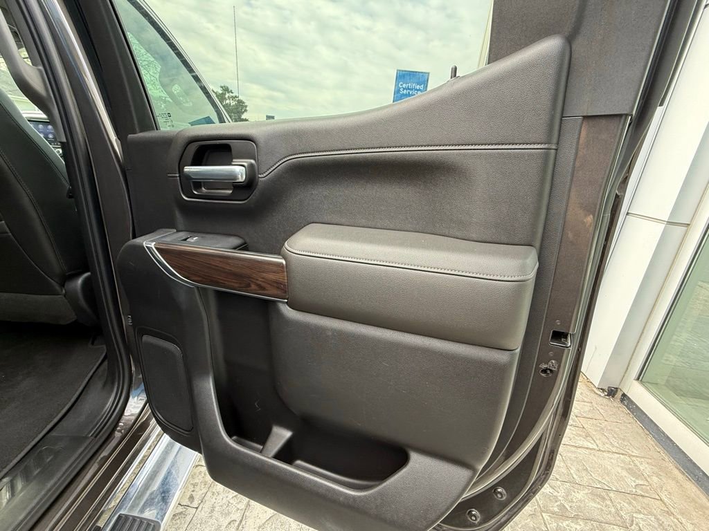Used 2019 GMC Sierra 1500 SLT image 24