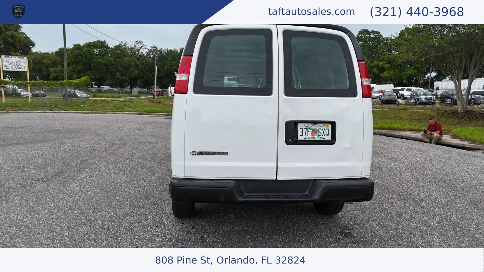 Used 2020 Chevrolet Express 2500 Extended w/ Communications Package RWD image 5