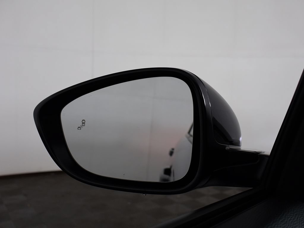 Used 2025 Honda Accord SE image 37