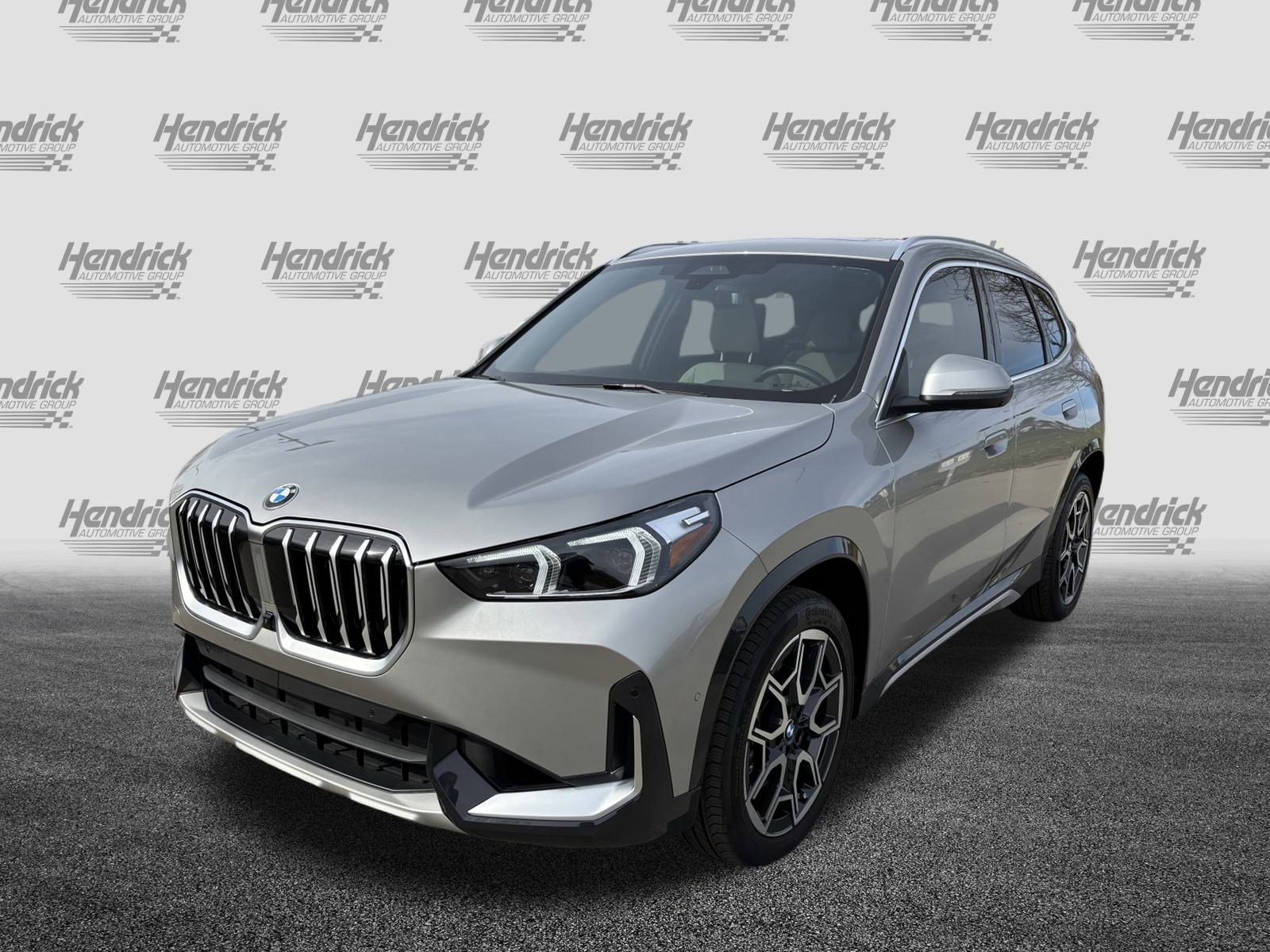 Certified 2025 BMW X1 xDrive28i w/ Technology Package image 7