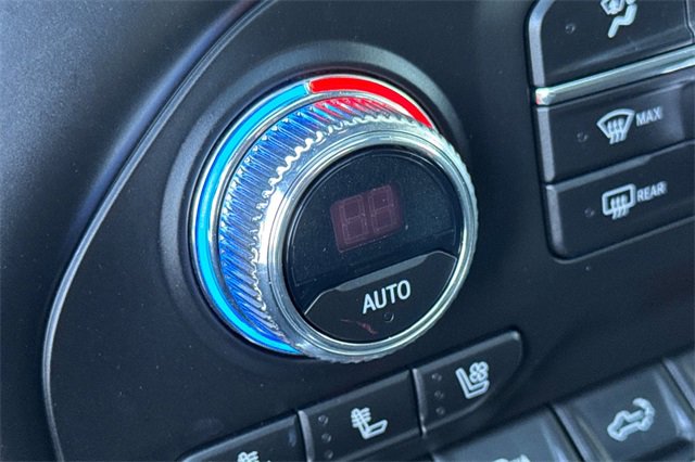 Used 2023 GMC Sierra 3500 Denali w/ Denali Black Diamond Edition image 29