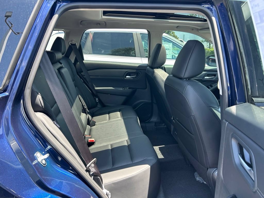 New 2026 Nissan Rogue Dark Armor FWD image 43