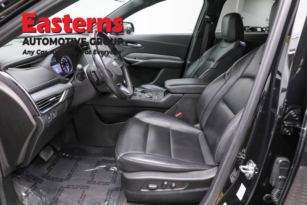 Used 2023 Cadillac XT4 Premium Luxury image 14
