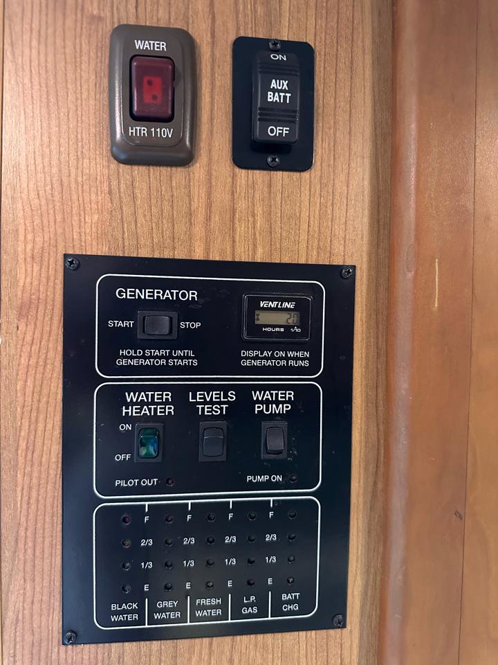 Used 2014 Mercedes-Benz Sprinter 3500 image 59