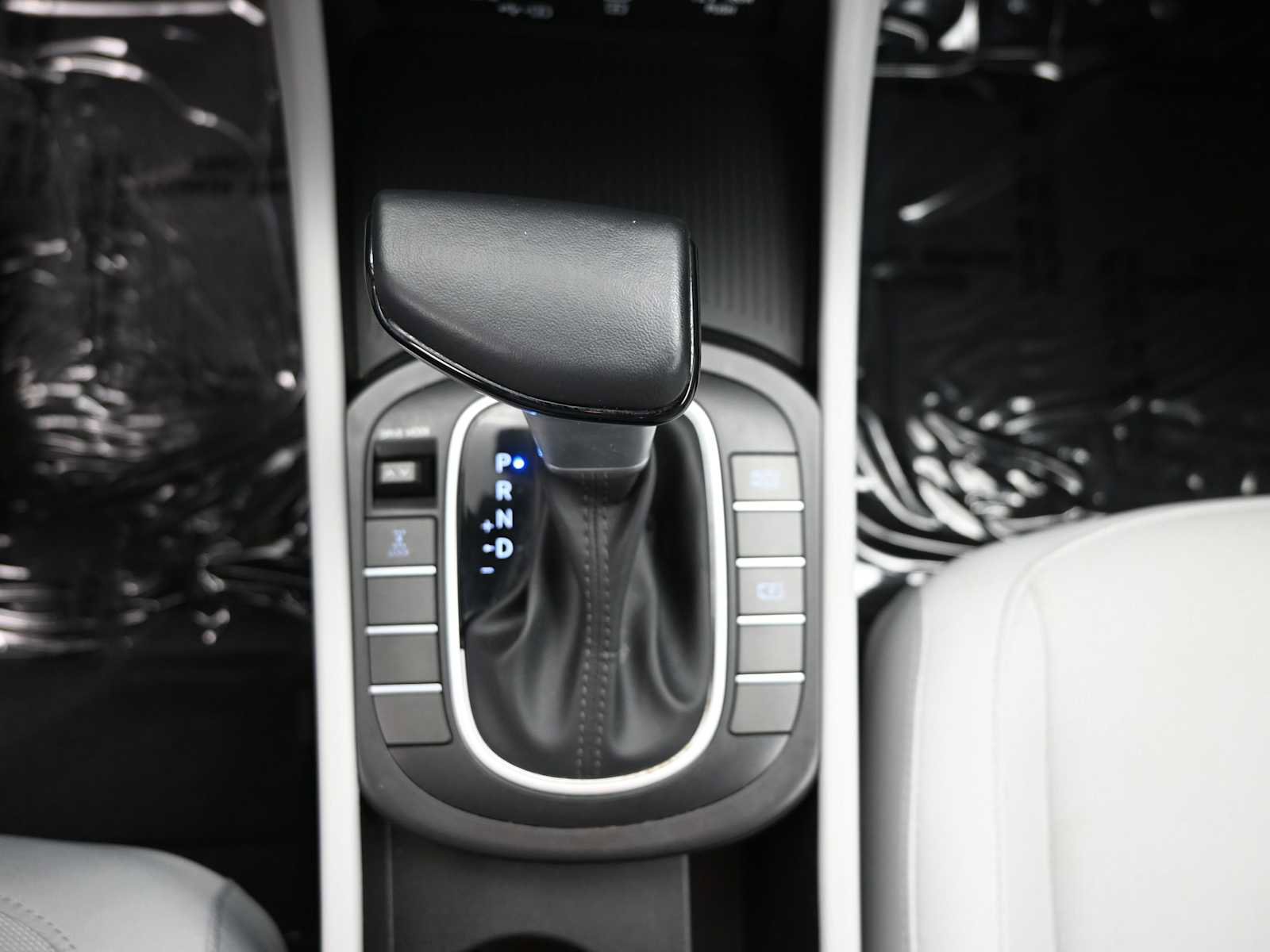 Used 2024 Hyundai Kona SEL AWD/4WD image 18