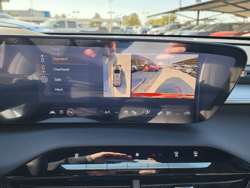New 2026 Buick Enclave Avenir w/ Super Cruise Package FWD image 30