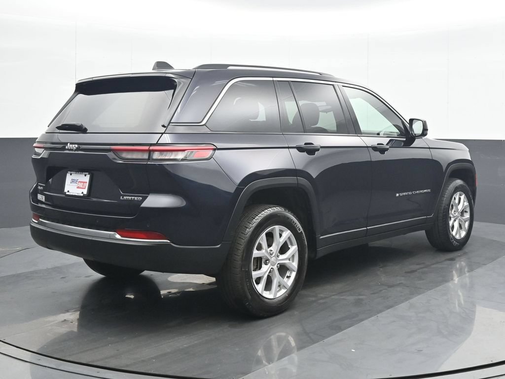 Used 2023 Jeep Grand Cherokee Limited AWD/4WD image 6