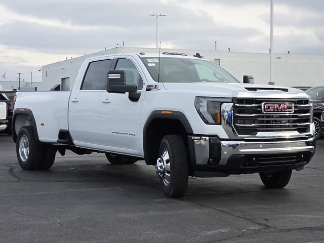 New 2026 GMC Sierra 3500 SLE w/ SLE Value Package AWD/4WD image 18