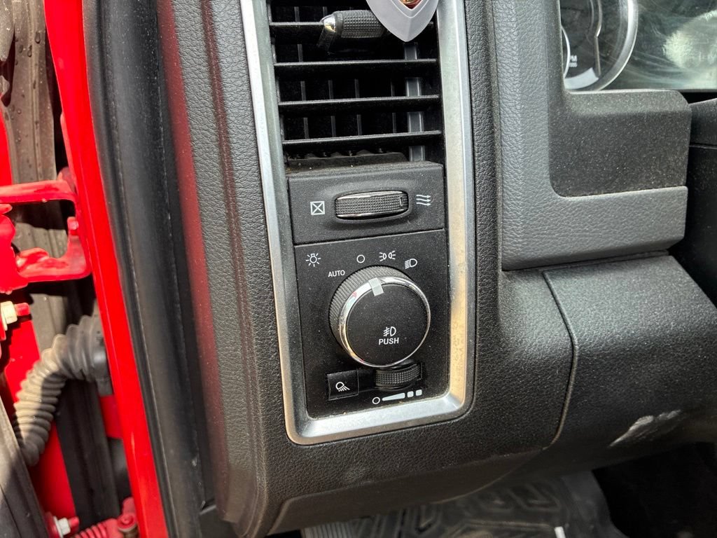 Used 2016 RAM 1500 Big Horn RWD image 22