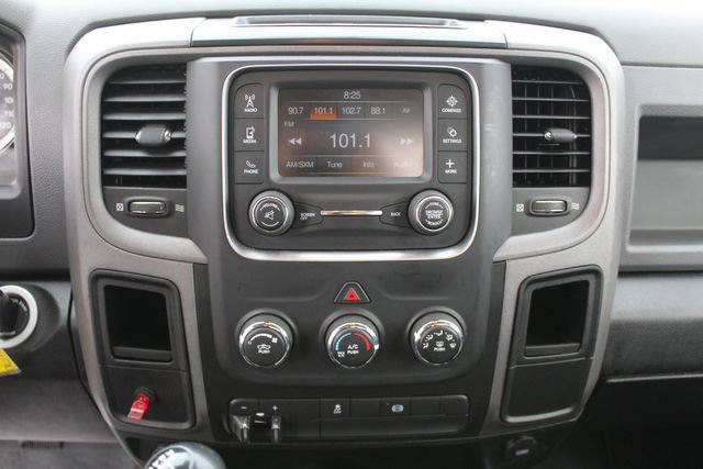 Used 2018 RAM 3500 Tradesman w/ Chrome Appearance Group AWD/4WD image 18