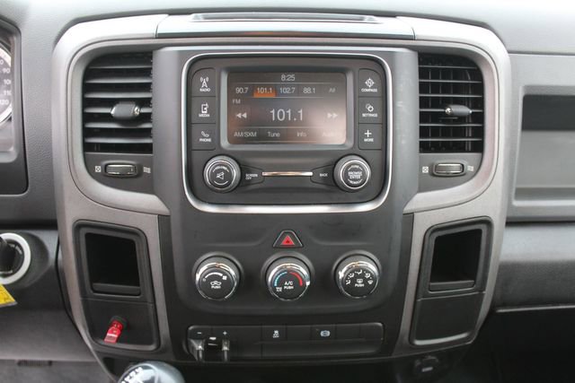 Used 2018 RAM 3500 Tradesman w/ Chrome Appearance Group AWD/4WD image 18