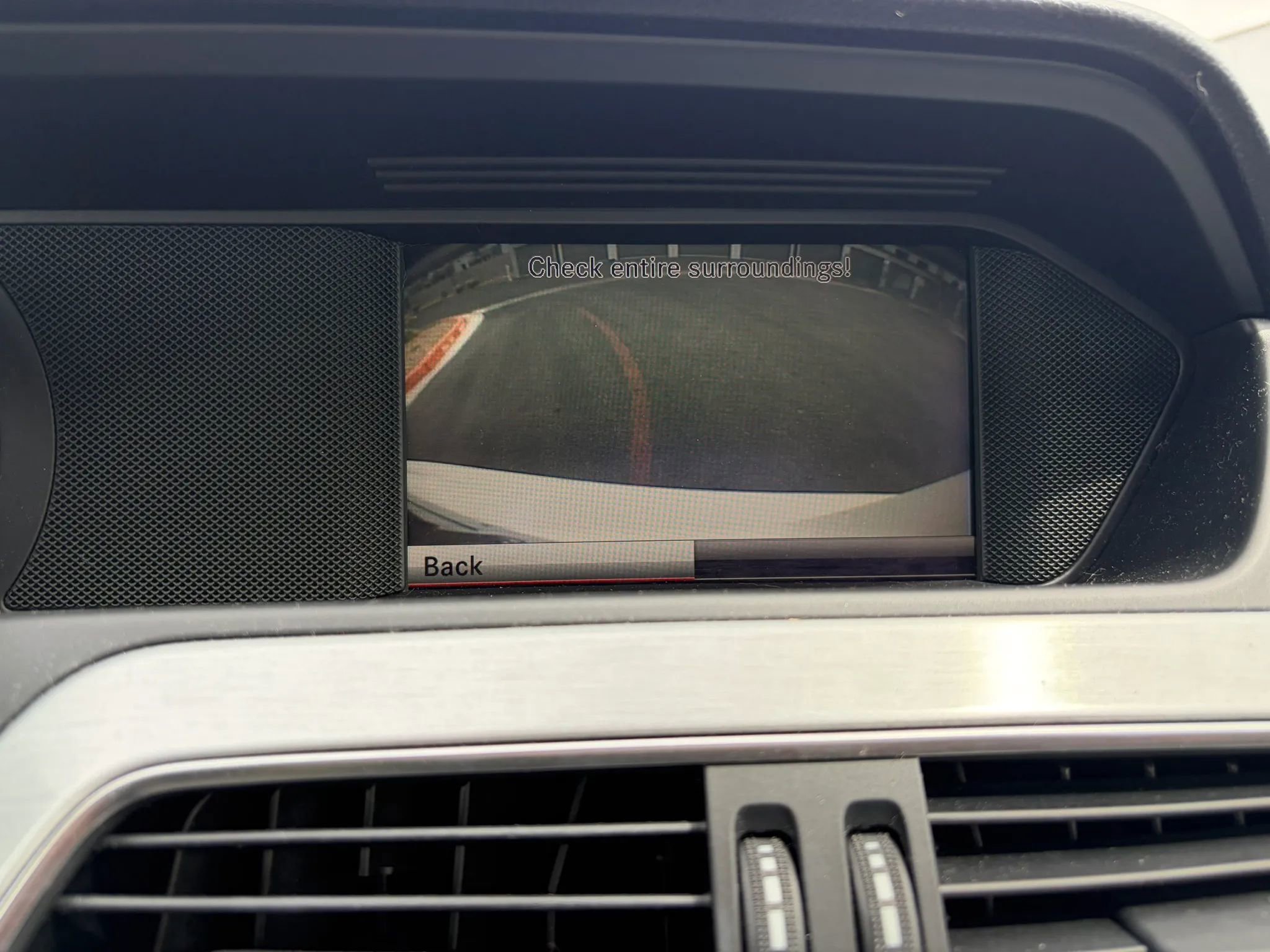 Used 2013 Mercedes-Benz C 250 Sedan w/ Multimedia Pkg image 16