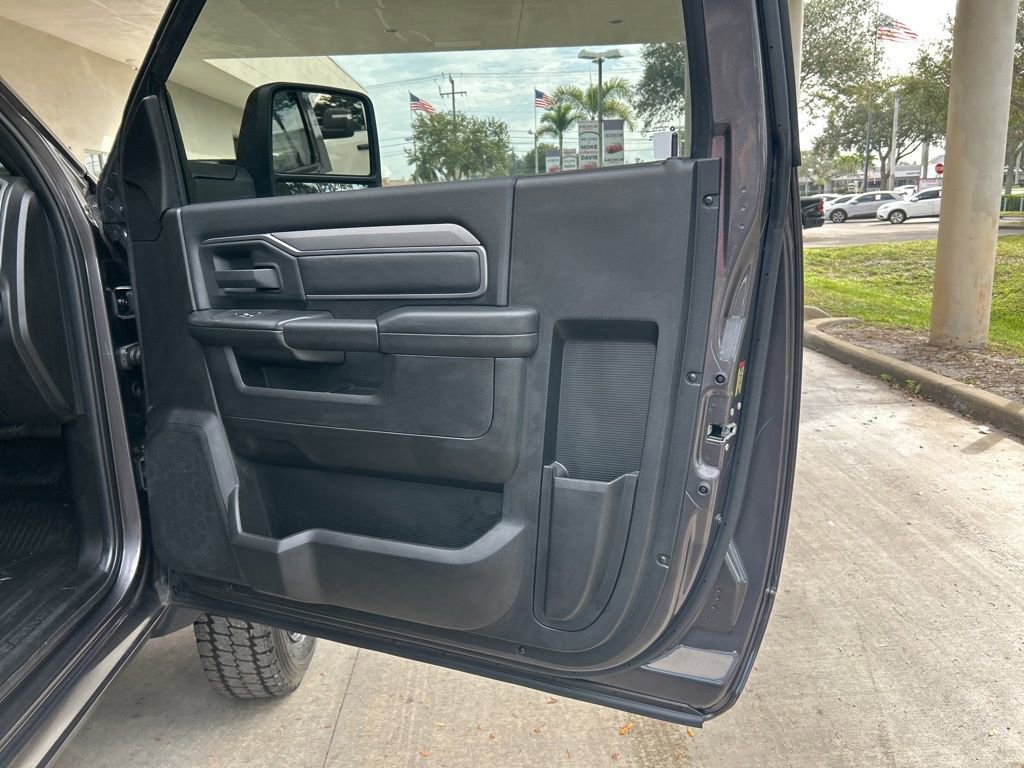 Used 2025 RAM 5500 Tradesman image 19