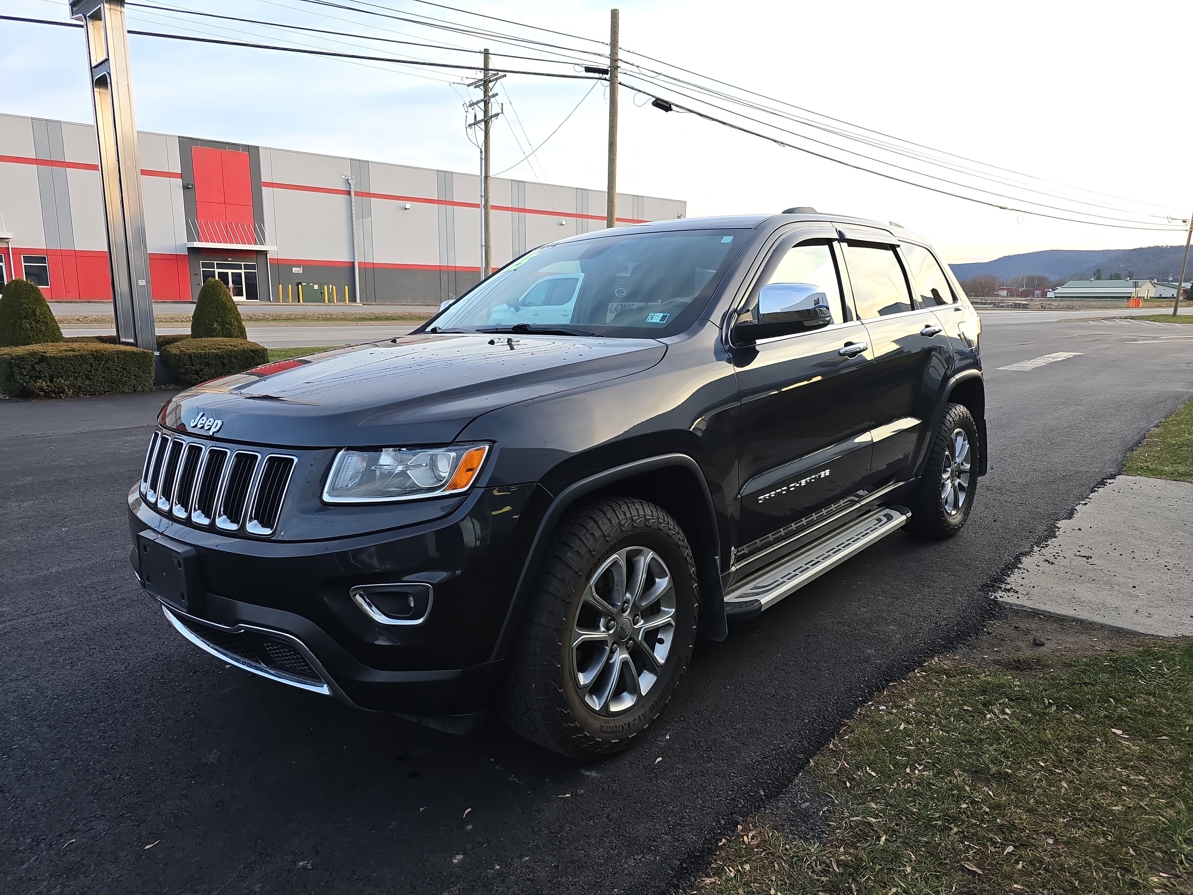 Used 2015 Jeep Grand Cherokee Limited image 8