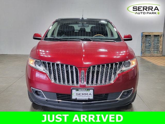Used 2013 Lincoln MKX AWD w/ Wood Pkg image 3