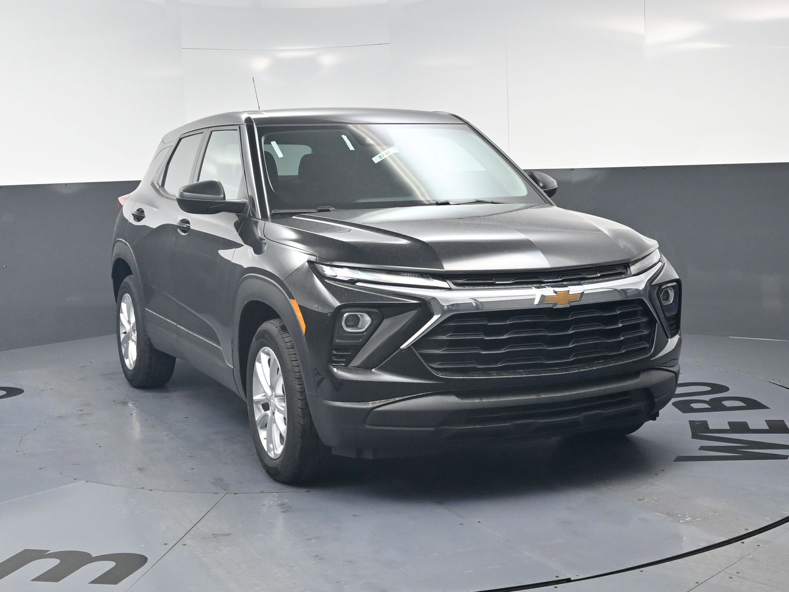 New 2026 Chevrolet TrailBlazer LS w/ LS Convenience Package FWD image 3