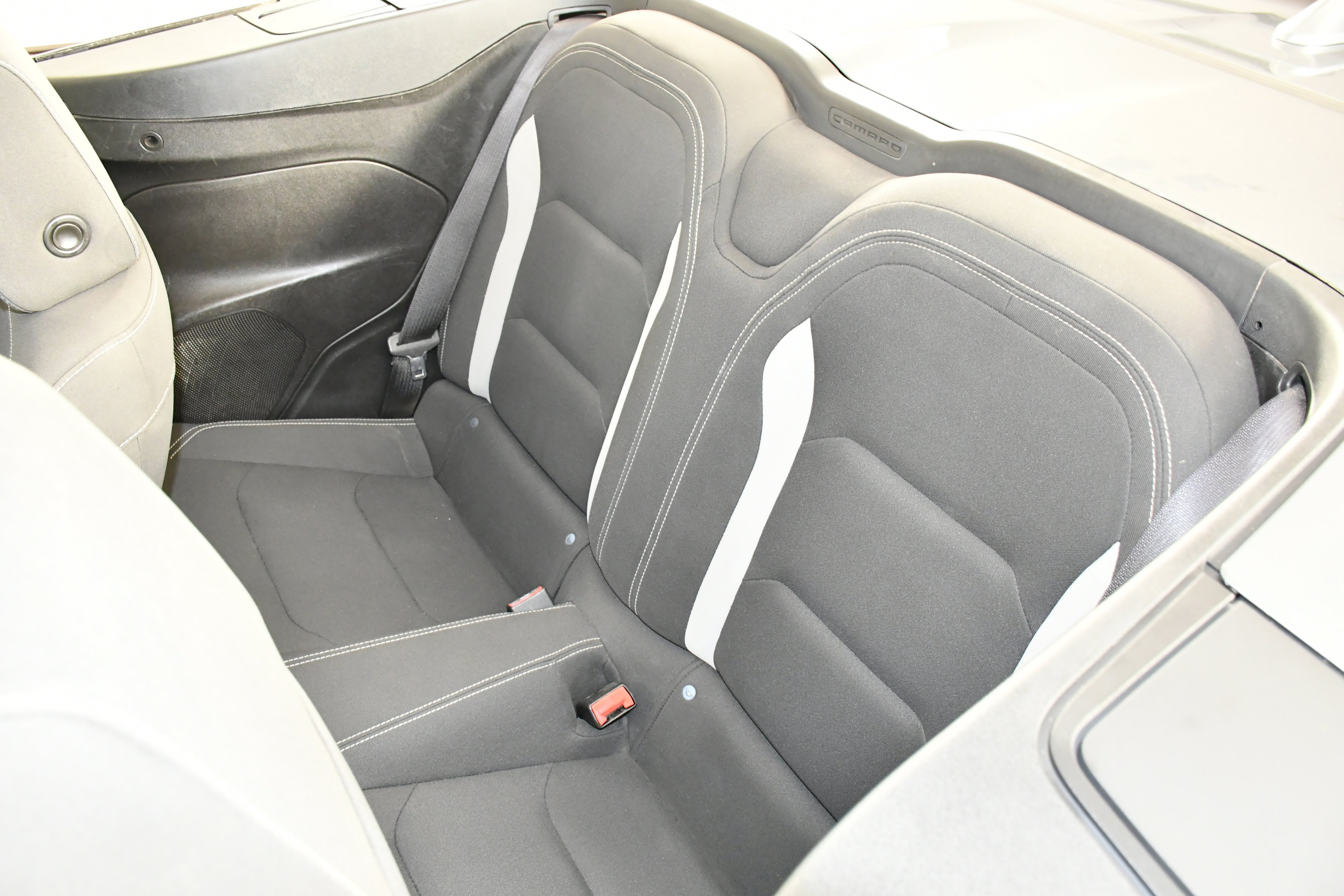 Used 2020 Chevrolet Camaro LT image 40