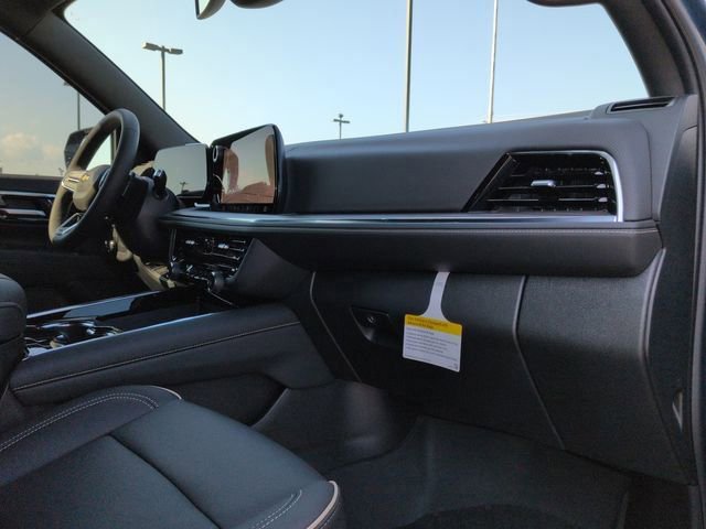 New 2026 Chevrolet Suburban Premier image 27