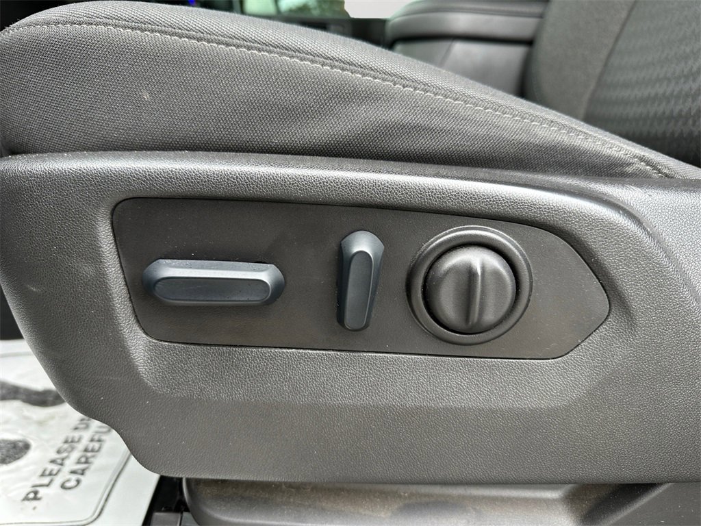 Used 2022 Chevrolet Silverado 1500 RST image 25