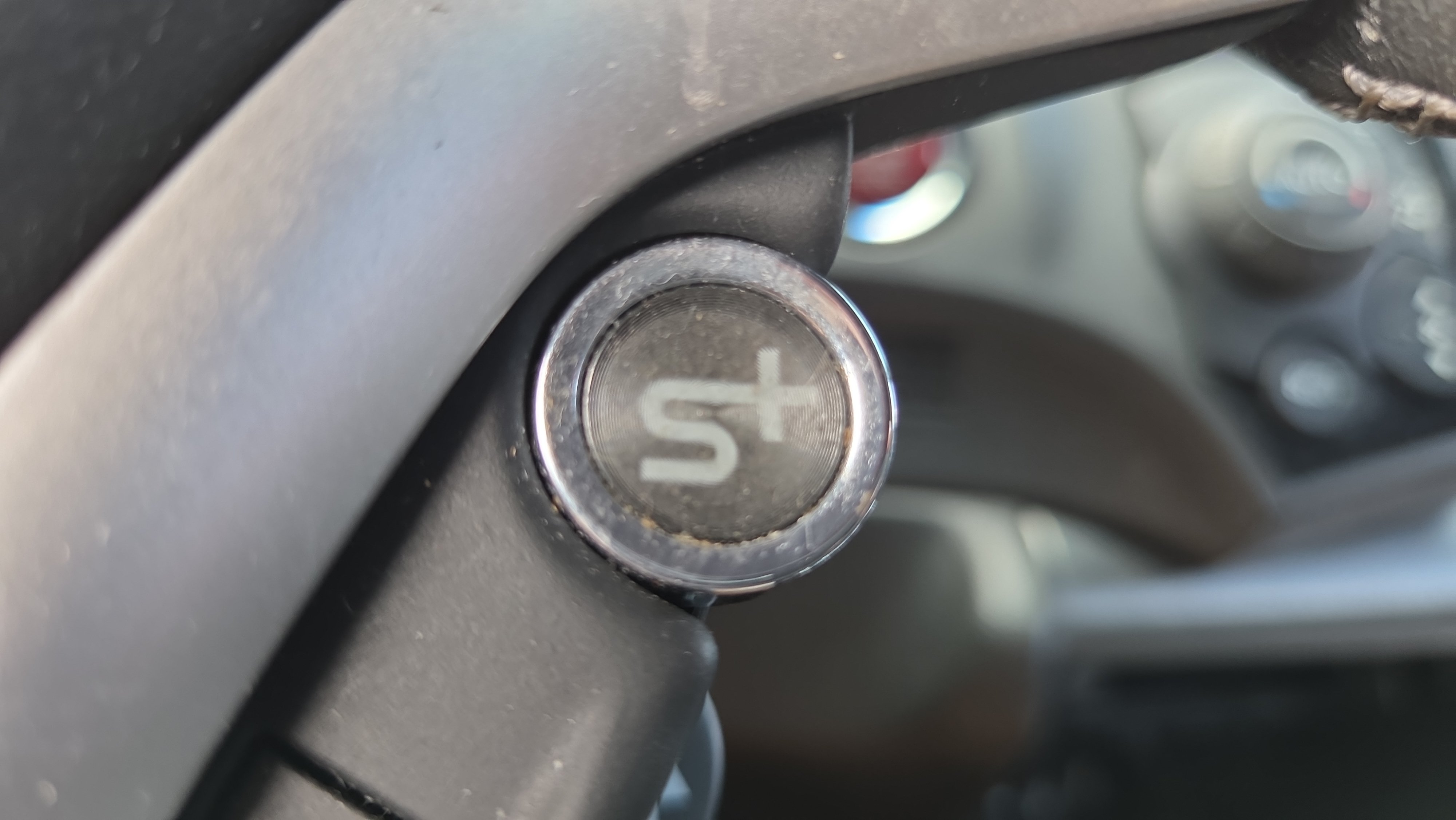 Used 2016 Honda CR-Z EX image 33