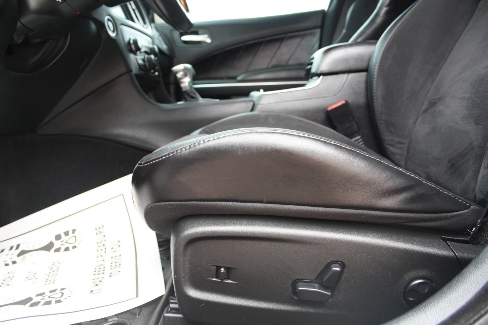 Used 2015 Dodge Charger R/T RWD image 18