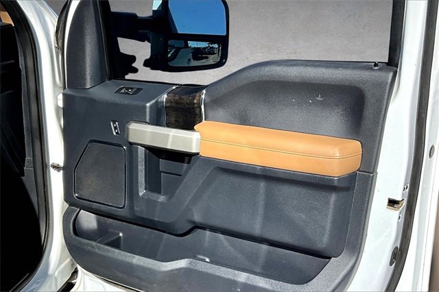 Used 2022 Ford F350 Lariat w/ Lariat Value Package image 17
