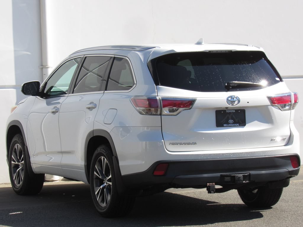 Certified 2016 Toyota Highlander XLE AWD/4WD image 5