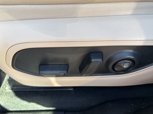 Certified 2024 Jeep Grand Cherokee Limited w/ Luxury Tech Group II image 26