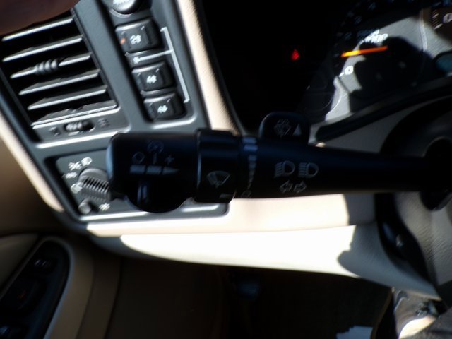 Used 2003 GMC Yukon SLT w/ 1SD Preferred Equipment Group image 18