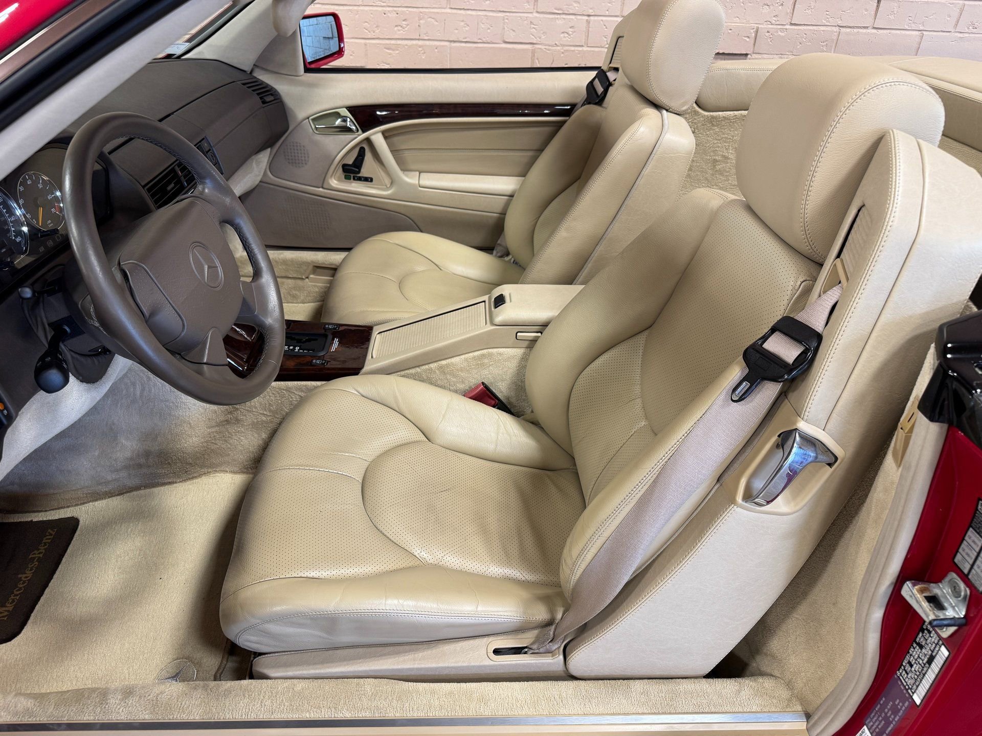 Used 1997 Mercedes-Benz SL 320 image 21