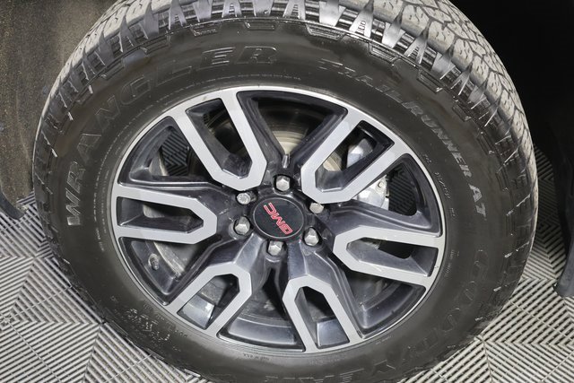 Used 2021 GMC Sierra 1500 AT4 w/ Technology Package image 25