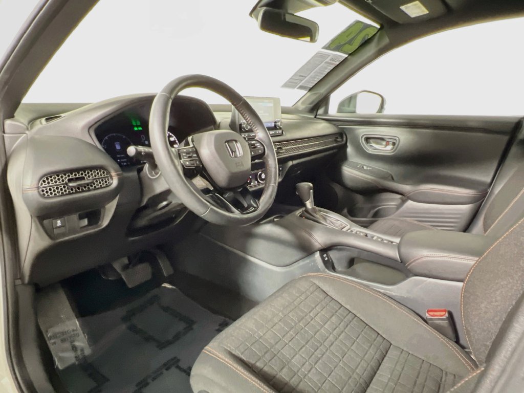 Used 2024 Honda HR-V Sport image 27