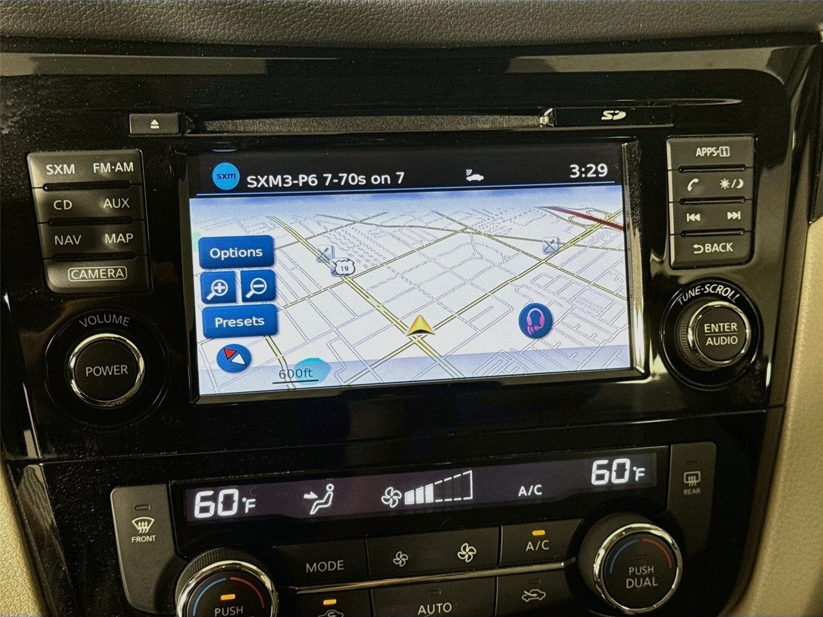 Certified 2018 Nissan Rogue Sport SL w/ SL Premium Package FWD image 17